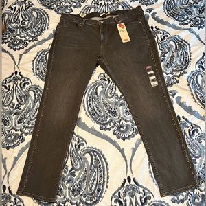 Womens Levi’s Sculpt 311 Shaping Skinny jeans size 22 W M. NWT